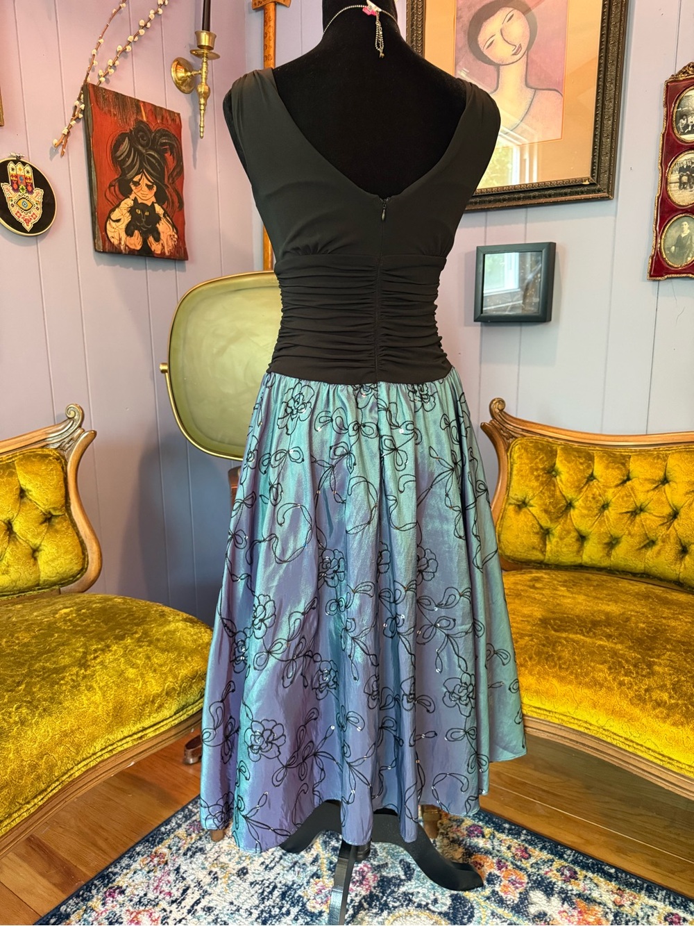 Vtg  S.L. Fashions Iridescent Sage Green, Purple, And Blue Floral V Neck Dress - Picture 5 of 8